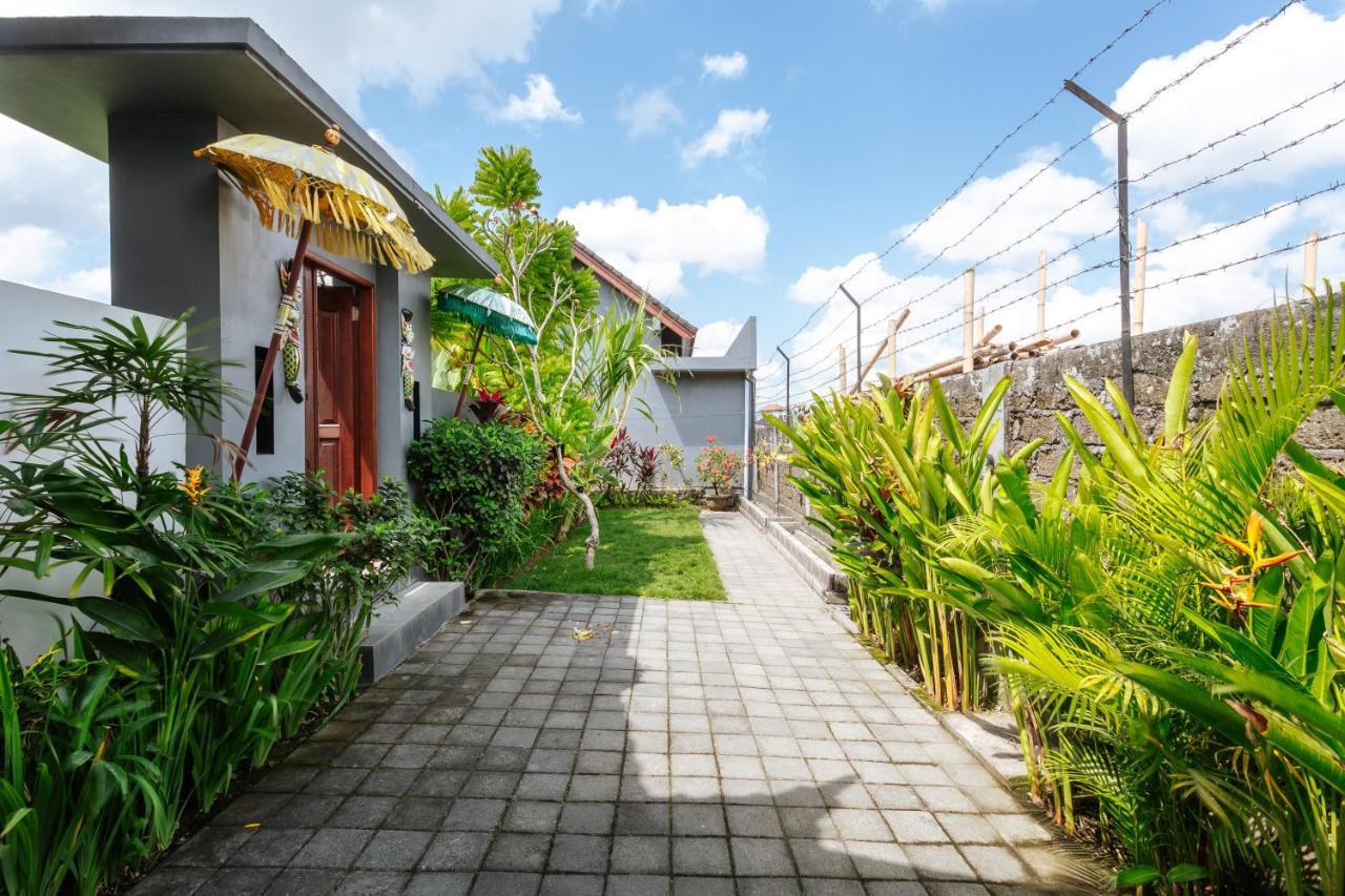 Carik Bali Guest House Canggu Exterior foto