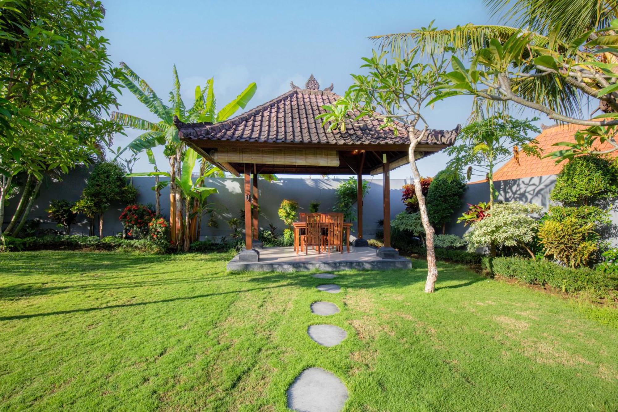 Carik Bali Guest House Canggu Exterior foto