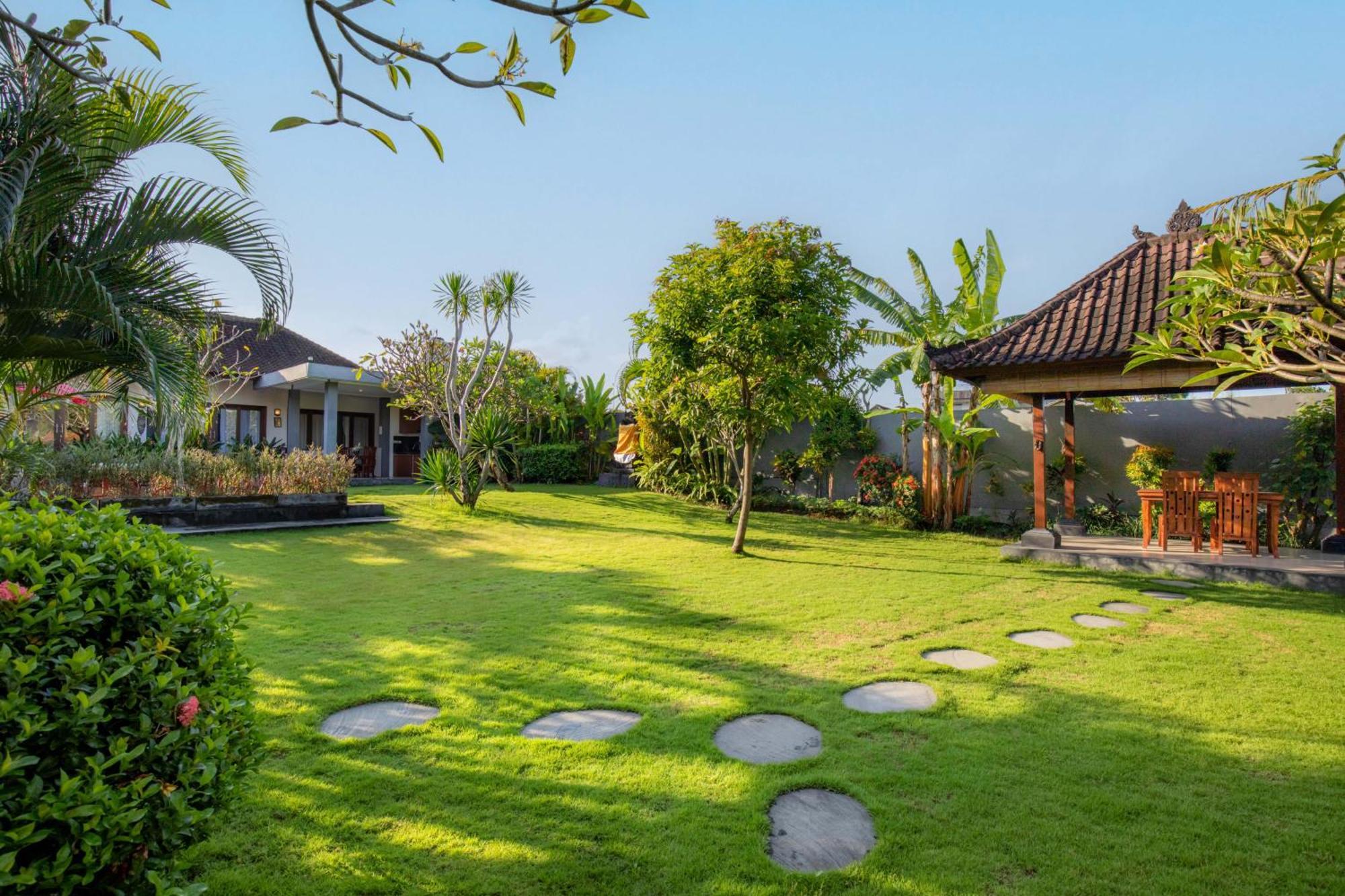 Carik Bali Guest House Canggu Exterior foto